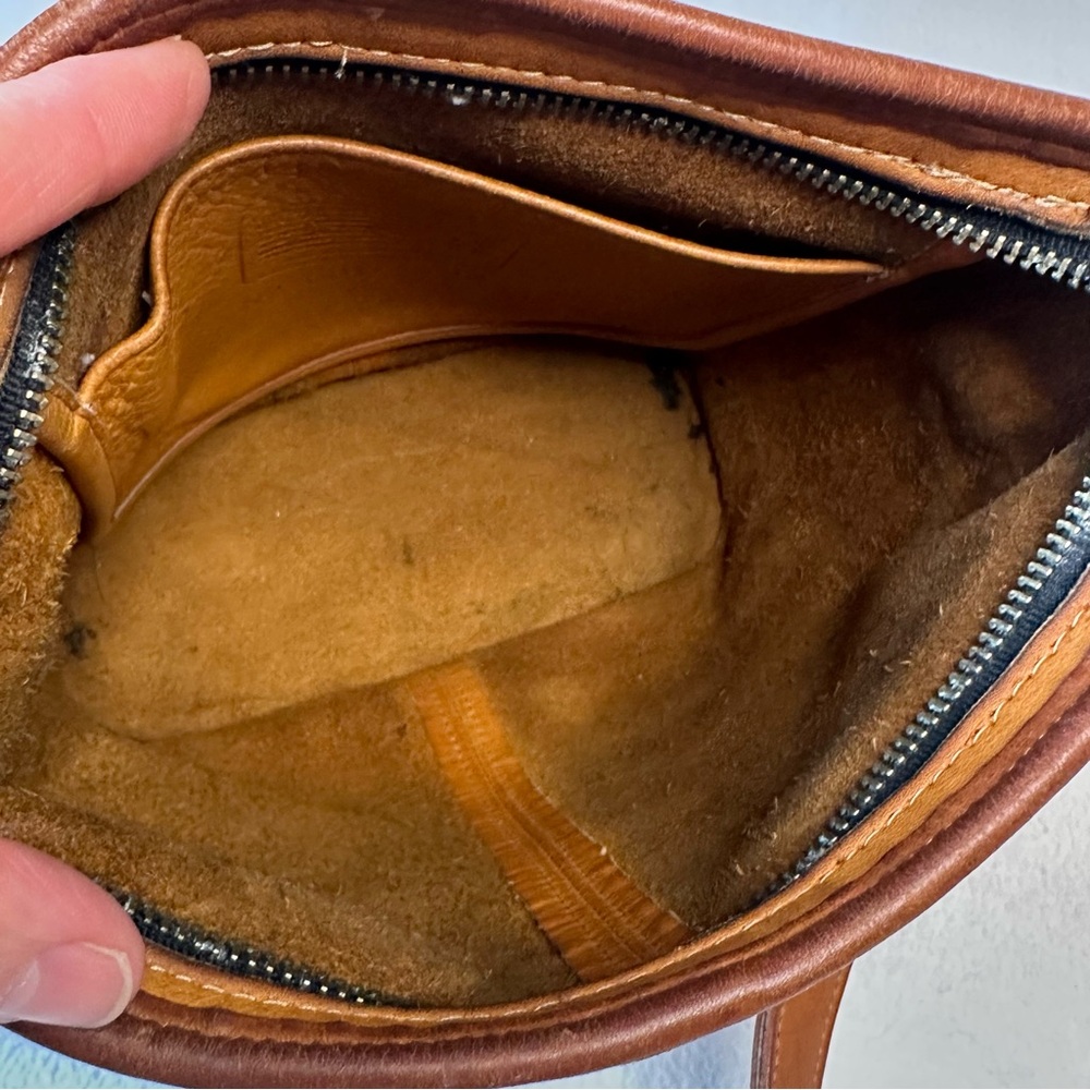 Flawed Coach Vintage Bleecker Leather Bucket Bag Small in Honey No. 4070 - Picture 11 of 16
